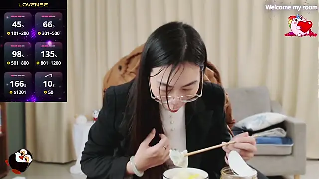 FerFairy online show from January 17, 2025, 2:39 pm