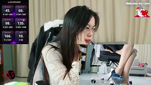 FerFairy online show from January 27, 2025, 5:58 pm