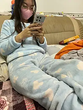 FerFairy online show from February 8, 2025, 9:46 am