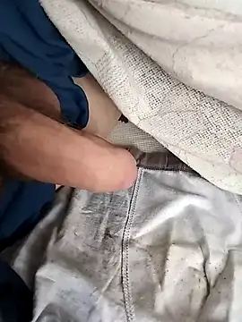 Grig1982 online show from April 17, 2026, 5:54 am