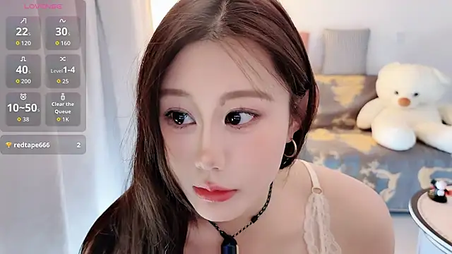 QQ-tutu online show from June 19, 2026, 4:18 am