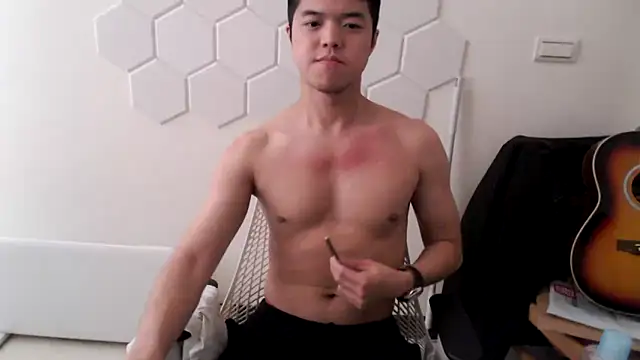 Snapshot of TheDarkPrix chatting on October 31, 2025, 4:58 pm TheDarkPrix online show from October 31, 2025, 4:58 pm