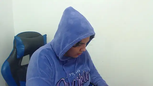 sinay024 online show from March 6, 2026, 2:17 am