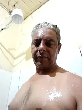 Snapshot of gordonunes chatting on February 11, 2026, 2:33 am gordonunes online show from February 11, 2026, 2:33 am