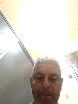 Snapshot of gordonunes chatting on March 4, 2026, 6:32 am gordonunes online show from March 4, 2026, 6:32 am