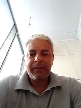 Snapshot of gordonunes chatting on February 14, 2026, 10:48 am gordonunes online show from February 14, 2026, 10:48 am