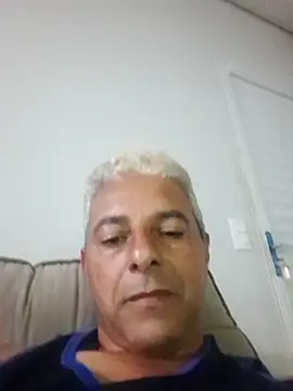 Snapshot of gordonunes chatting on June 15, 2026, 11:26 pm gordonunes online show from June 15, 2026, 11:26 pm