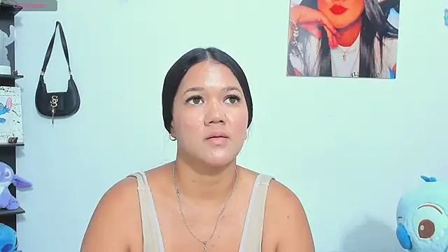 Snapshot of sara_mendez2 chatting on April 9, 2026, 11:33 pm sara mendez2 online show from April 9, 2026, 11:33 pm