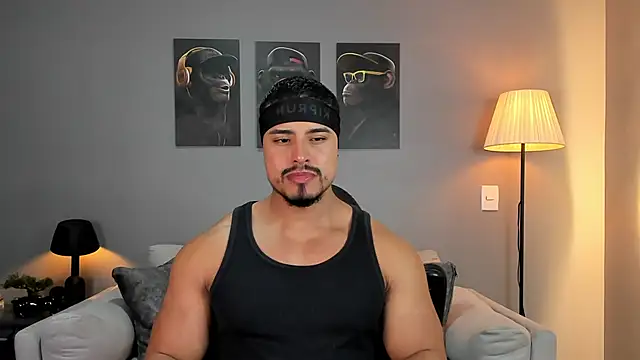 ApoloMakris online show from November 21, 2025, 7:24 pm