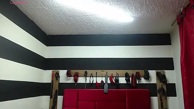 Snapshot of Marian_Ran chatting on October 25, 2025, 4:33 am Marian Ran online show from October 25, 2025, 4:33 am