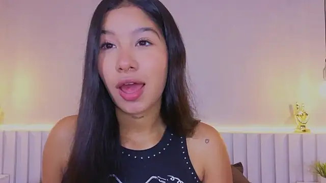 Aida moreno online show from November 11, 2025, 11:49 am