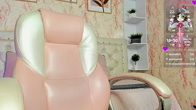 VICTORIA HOUSTON online show from March 10, 2025, 1:34 am