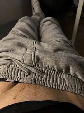 Snapshot of XMenX24 chatting on December 13, 2024, 4:27 pm XMenX24 online show from December 13, 2024, 4:27 pm