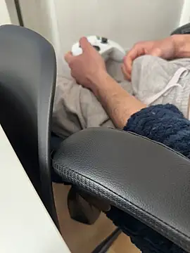 Snapshot of XMenX24 chatting on March 12, 2025, 1:19 pm XMenX24 online show from March 12, 2025, 1:19 pm