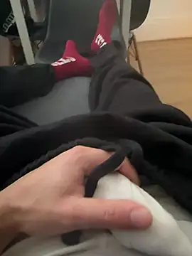 Snapshot of XMenX24 chatting on December 8, 2024, 1:47 pm XMenX24 online show from December 8, 2024, 1:47 pm