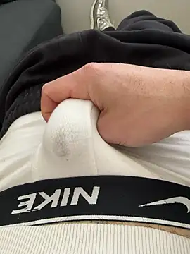 Snapshot of XMenX24 chatting on March 15, 2025, 11:40 am XMenX24 online show from March 15, 2025, 11:40 am