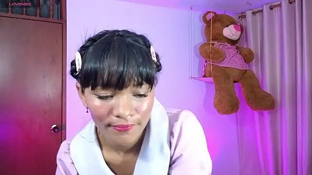 Snapshot of KaattySweet_ chatting on June 3, 2026, 7:40 pm KaattySweet online show from June 3, 2026, 7:40 pm