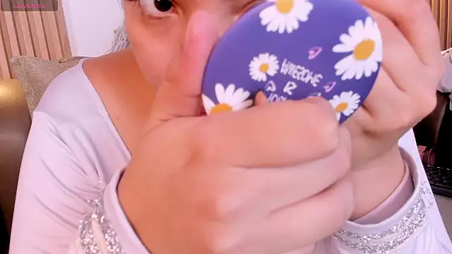 malak nanyy online show from March 20, 2026, 1:34 pm