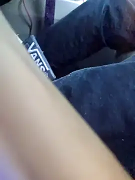 Snapshot of jorwee chatting on December 3, 2024, 10:12 pm jorwee online show from December 3, 2024, 10:12 pm