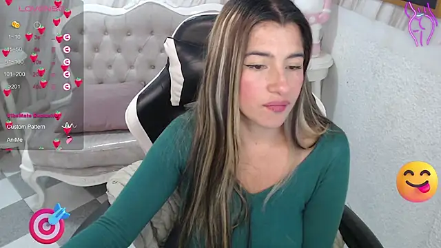 Snapshot of Valerie_b chatting on March 19, 2025, 6:14 am Valerie b online show from March 19, 2025, 6:14 am