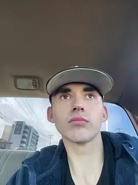 Snapshot of kevinsito1 chatting on December 4, 2025, 5:01 pm kevinsito1 online show from December 4, 2025, 5:01 pm