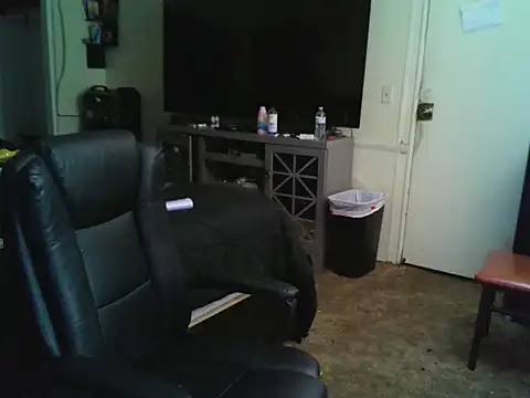 Snapshot of MasterJizzJunky chatting on November 11, 2025, 12:11 pm MasterJizzJunky online show from November 11, 2025, 12:11 pm