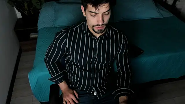 Snapshot of Ian_Daviz chatting on October 23, 2025, 12:15 pm Ian Daviz online show from October 23, 2025, 12:15 pm