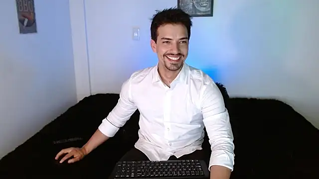 Snapshot of Ian_Daviz chatting on November 27, 2025, 6:08 pm Ian Daviz online show from November 27, 2025, 6:08 pm