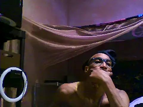 Snapshot of JdLove1 chatting on December 31, 2024, 4:35 pm JdLove1 online show from December 31, 2024, 4:35 pm