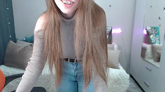 SummerLeena online show from January 27, 2025, 8:39 pm