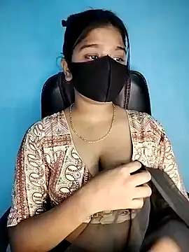 Snapshot of Sadika- chatting on December 1, 2024, 5:07 pm Sadika- online show from December 1, 2024, 5:07 pm