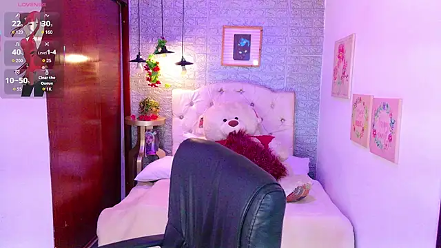 meghan nill online show from September 9, 2025, 2:54 am