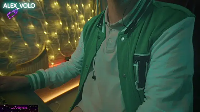 alex-volo online show from January 6, 2025, 4:04 am