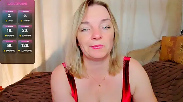 Snapshot of Regina__blue chatting on October 1, 2025, 2:54 pm Regina blue online show from October 1, 2025, 2:54 pm