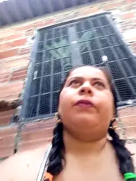 Snapshot of 06_aimar chatting on November 10, 2025, 1:16 pm 06 aimar online show from November 10, 2025, 1:16 pm