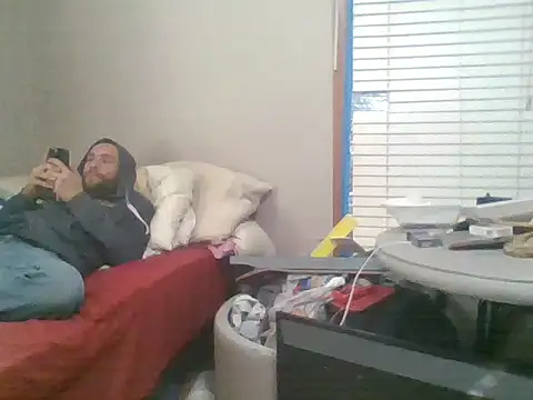 SmokingSloth online show from December 15, 2025, 4:46 pm