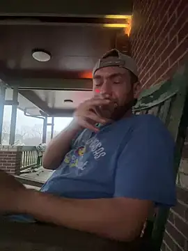 Snapshot of SmokingSloth chatting on March 15, 2025, 12:25 am SmokingSloth online show from March 15, 2025, 12:25 am