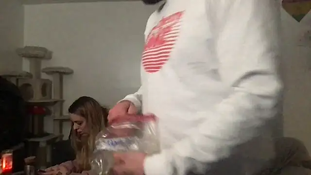 SpunCandy online show from February 12, 2026, 3:17 am