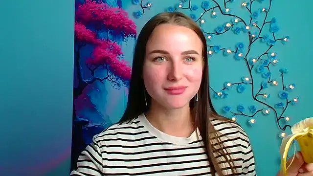 Eva Janee online show from November 6, 2025, 12:53 pm