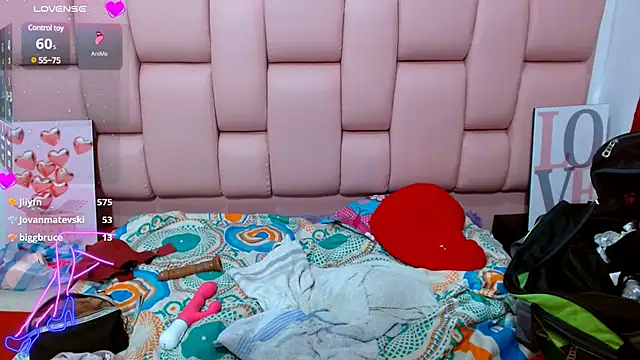 Snapshot of angela20_ chatting on February 1, 2025, 11:06 pm angela20 online show from February 1, 2025, 11:06 pm