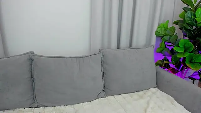 sexyangeloux online show from March 9, 2025, 11:14 pm