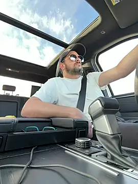 boytoyfrindles online show from February 6, 2026, 11:12 pm