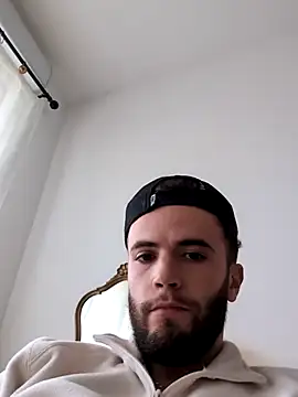 pedrolitoo1203 online show from November 9, 2025, 1:37 pm