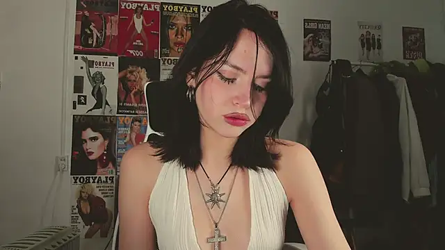 Niky  Jess online show from February 2, 2026, 10:03 am