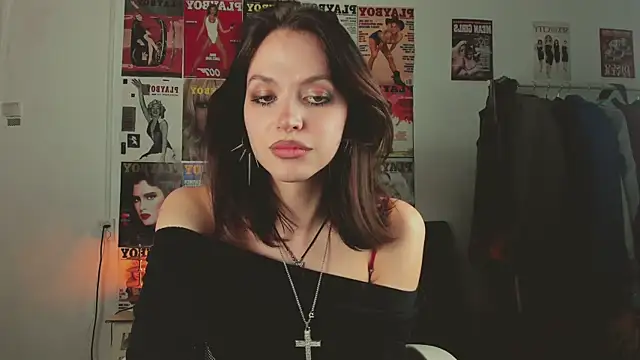 Niky  Jess online show from March 22, 2026, 6:42 pm