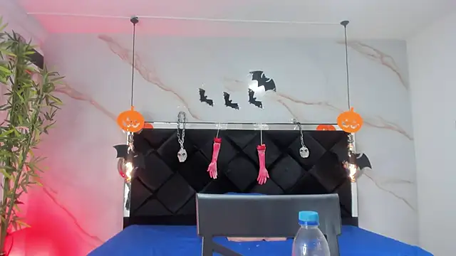 AngelaaCute  online show from October 23, 2025, 12:15 pm