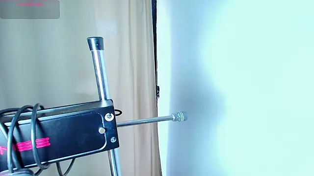 Snapshot of Lizz_Tender chatting on October 15, 2025, 12:13 pm Lizz Tender online show from October 15, 2025, 12:13 pm