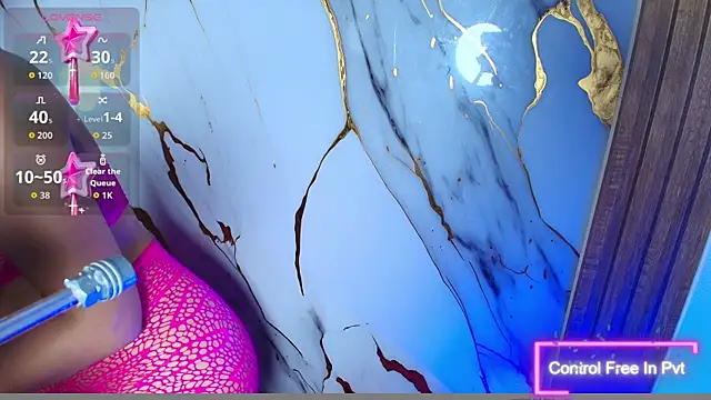 Snapshot of Lizz_Tender chatting on September 24, 2025, 12:33 pm Lizz Tender online show from September 24, 2025, 12:33 pm