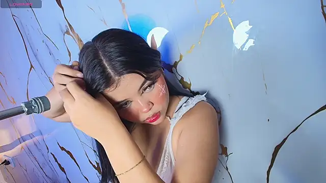 Snapshot of Lizz_Tender chatting on December 5, 2025, 12:48 pm Lizz Tender online show from December 5, 2025, 12:48 pm