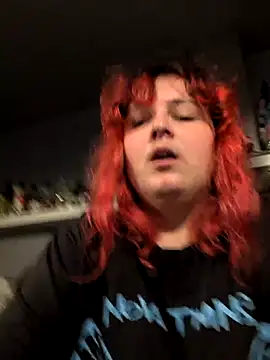 Snapshot of LadyRochester chatting on October 3, 2025, 12:36 am LadyRochester online show from October 3, 2025, 12:36 am